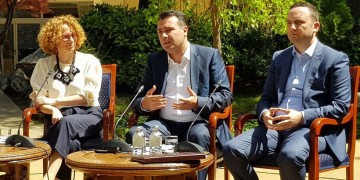 Ζάεφ: Δεν έχω μιλήσει ακόμα με τον Τσίπρα