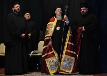 Θεία Λειτουργία στον Άγιο Γεώργιο στα Μουδανιά της Μικράς Ασίας, 96 χρόνια μετά (φωτο)