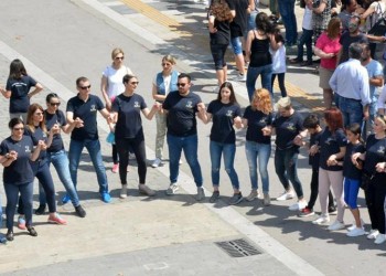 Οι Σερραίοι τίμησαν την Παγκόσμια Ημέρα Χορού με... ποντιακά βήματα (βίντεο)