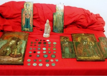 Θεσσαλονίκη: Πιάστηκαν με αρχαία νομίσματα και εικόνες του 19ου αιώνα
