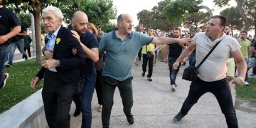 Ο Μπουτάρης «δείχνει» τον Ψωμιάδη για τον ξυλοδαρμό του