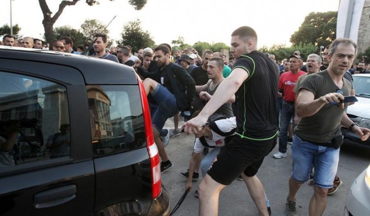 Στον εισαγγελέα 4 άνδρες που χτύπησαν τον Μπουτάρη