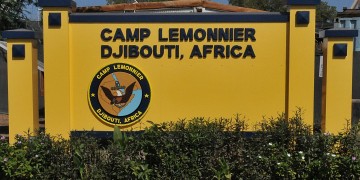 Πόλεμος δηλώσεων Κίνας-ΗΠΑ για τα λέιζερ σε αεροσκάφη στο Τζιμπουτί