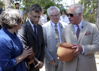 Χόρεψαν πεντοζάλη Κάρολος και Καμίλα στις Αρχάνες (βίντεο)