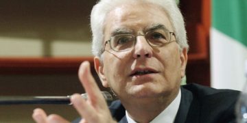 Προσπάθεια σχηματισμού κυβέρνησης τεχνοκρατών στην Ιταλία