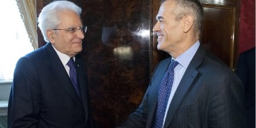 Ιταλία: Εντολή σχηματισμού κυβέρνησης στον Κάρλο Κοταρέλι