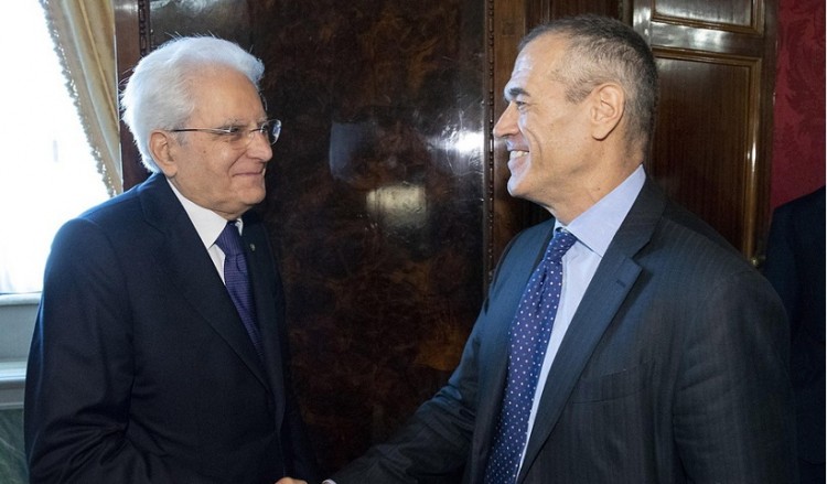 Ιταλία: Εντολή σχηματισμού κυβέρνησης στον Κάρλο Κοταρέλι