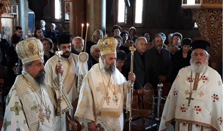 Σε κλίμα οδύνης το μνημόσυνο του σμηναγού Γ. Μπαλταδώρου (φωτο)