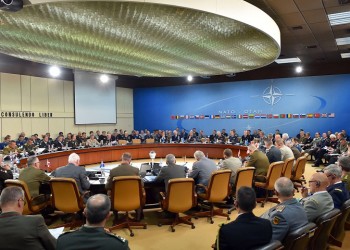 Τετ α τετ του Έλληνα με τον Τούρκο ΑΓΕΕΘΑ στην έδρα του NATO