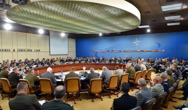 Τετ α τετ του Έλληνα με τον Τούρκο ΑΓΕΕΘΑ στην έδρα του NATO