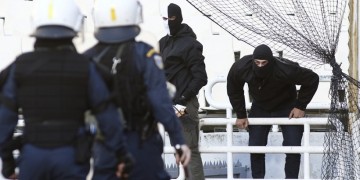 Τελικός Κυπέλλου: 14 συλλήψεις για τα επεισόδια στο ΟΑΚΑ