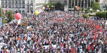 Μεγάλη συμμετοχή στις συγκεντρώσεις για την εργατική Πρωτομαγιά στην Αθήνα
