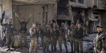 Ο συριακός στρατός ανακοίνωσε ότι ελέγχει πλήρως Δαμασκό και περίχωρα