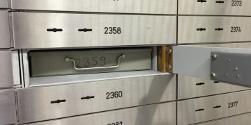 Θεσσαλονίκη: Τραπεζοϋπάλληλοι ξάφριζαν θυρίδες επί 17 χρόνια!