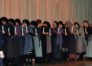 Συγκίνηση και δάκρυα στο Τορόντο σε θεατρική παράσταση για τη Γενοκτονία των Ποντίων (βίντεο, φωτο)