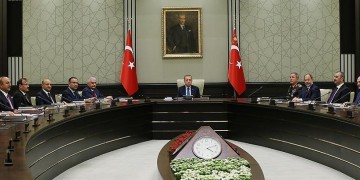 JP Morgan: Η Τουρκία πρέπει να αποπληρώσει 179 δισ. δολάρια αλλιώς θα χρεοκοπήσει