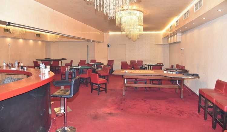 Λουκέτο από την αστυνομία σε «ναό» του παράνομου τζόγου στην Αττική – Τέσσερις συλλήψεις