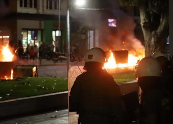 Τέσσερις προσαγωγές για τα επεισόδια έξω από τη ΔΕΘ