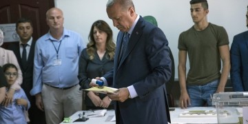 Ερντογάν: Το προεδρικό σύστημα μας ανεβάζει επίπεδο