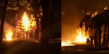 Αναρχικοί έκαψαν την ελληνική σημαία στα Εξάρχεια