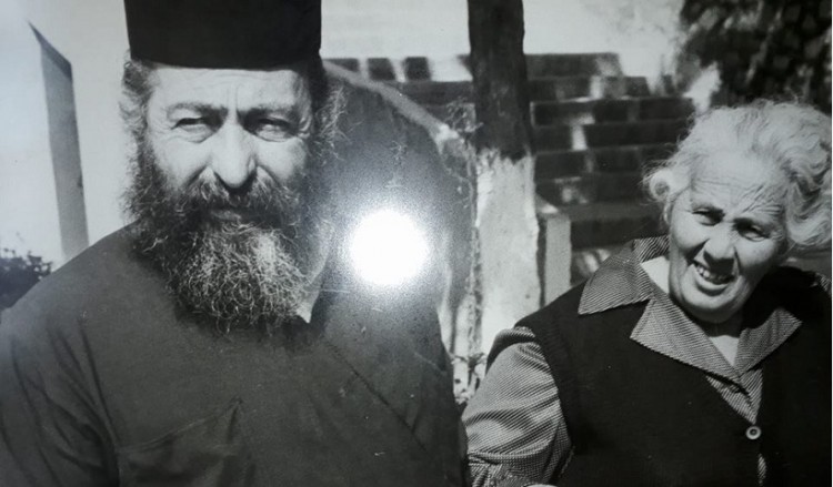 Εκοιμήθη η πρεσβυτέρα Κυριακή Φωτιάδου, μητέρα του καθηγητή Κ. Φωτιάδη