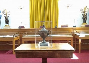 Στα Ψαρά η λήκυθος με την καρδιά του Κωνσταντίνου Κανάρη