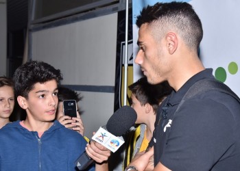 «Μικροί δημοσιογράφοι» της «Κερkidα ΟΠΑΠ» αιφνιδιάζουν τους παίκτες με ερωτήσεις
