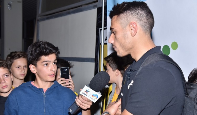 «Μικροί δημοσιογράφοι» της «Κερkidα ΟΠΑΠ» αιφνιδιάζουν τους παίκτες με ερωτήσεις