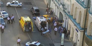 Ταξί έπεσε πάνω σε πεζούς στη Μόσχα