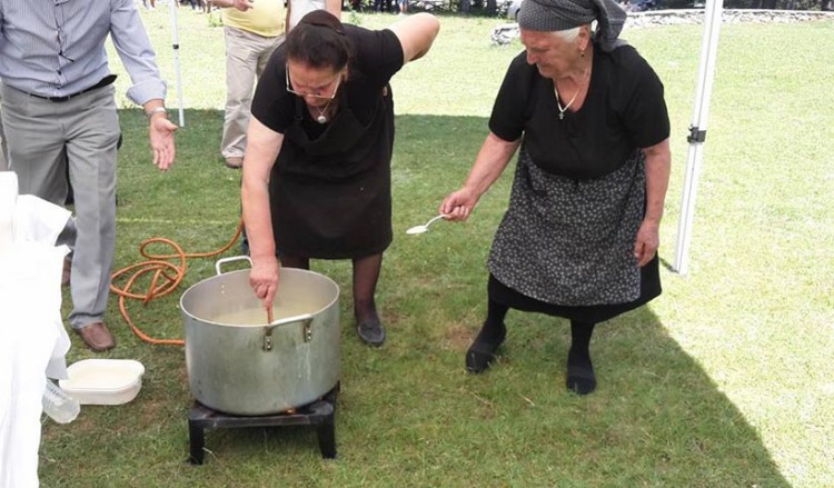 Στα παρχάρια του Αγίου Δημητρίου Κοζάνης και οι Πόντιοι Φοιτητές Θεσσαλονίκης