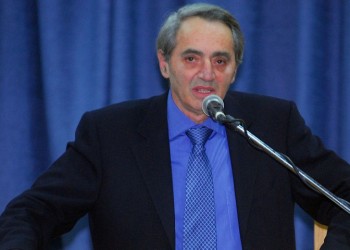 Πέθανε ο Κώστας Πολίτης