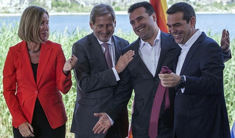 Τι περιμένουμε στο Σκοπιανό – Τα σενάρια για πρόωρες εκλογές