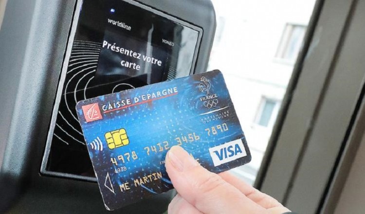 Στα 50 ευρώ το όριο των ανέπαφων συναλλαγών λόγω κορονοϊού 2