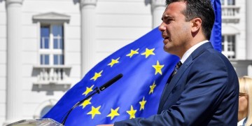 Ζάεφ: Ο Ιβάνοφ δεν μπορεί να σταματήσει την ευρωπαϊκή πορεία της πΓΔΜ