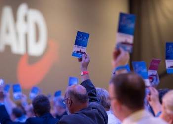 Σάλος στη Γερμανία: Σινεμά θα έδινε εισιτήρια σε μέλη του AfD για τη «Λίστα του Σίντλερ»