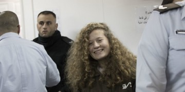 Ελεύθερη η 17χρονη Παλαιστίνια Άχεντ Ταμίμι (βίντεο)