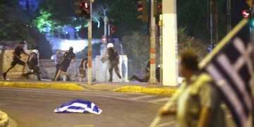 Διαδηλώσεις για το Σκοπιανό: Στον εισαγγελέα οι συλληφθέντες