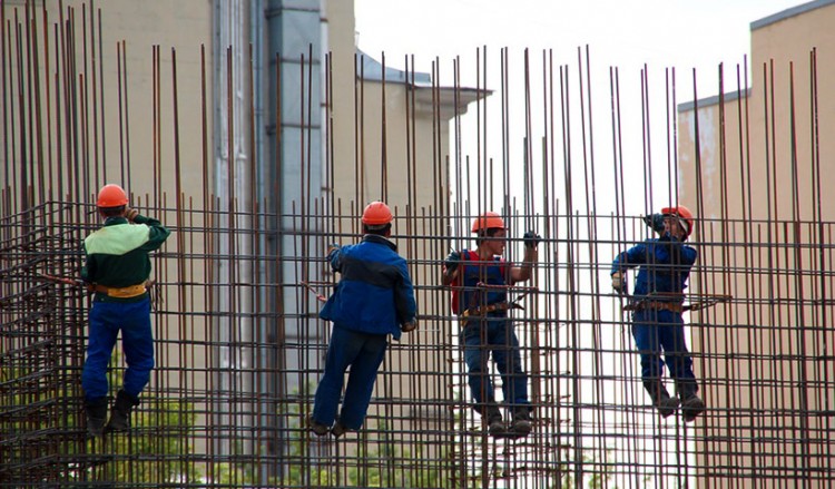 Handelsblatt: Οι επενδυτές ανακαλύπτουν την Ελλάδα μετά την κρίση