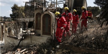 Φονική πυρκαγιά στο Μάτι: Δεύτερο αίτημα του ανακριτή για αναβάθμιση κατηγορητηρίου