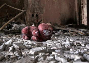 «Οι νότες σβήνουν τον πόνο» – Ο Παλλαλιακός στηρίζει πυρόπληκτες οικογένειες