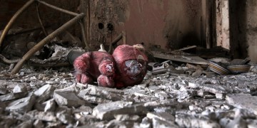 «Οι νότες σβήνουν τον πόνο» – Ο Παλλαλιακός στηρίζει πυρόπληκτες οικογένειες