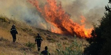 Φωτιά στον Άγιο Κήρυκο, στη Ζάκυνθο
