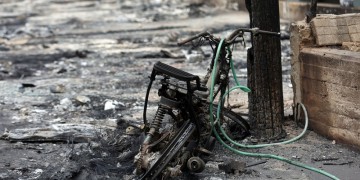 Φωτιές στην Αττική: Στους 82 οι νεκροί, έρευνες για τους αγνοούμενους