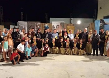 Πόντος και Κάλυμνος συναντήθηκαν σε μια μοναδική παράσταση (βίντεο)