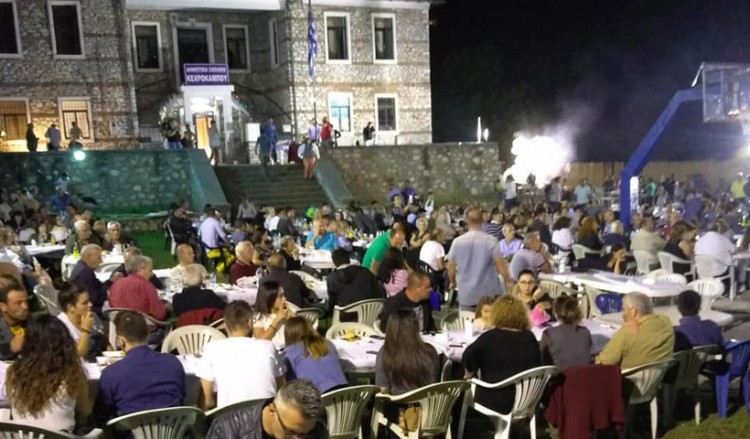 Ποντιακό γλέντι μέχρι το ξημέρωμα στον Κεχρόκαμπο Καβάλας