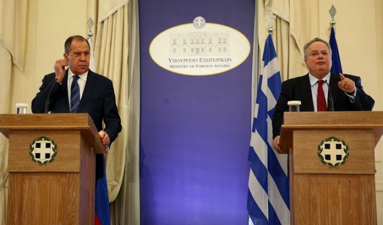 Ελλάδα προς Ρωσία: Καλοδεχούμενος ο Λαβρόφ στην Αθήνα
