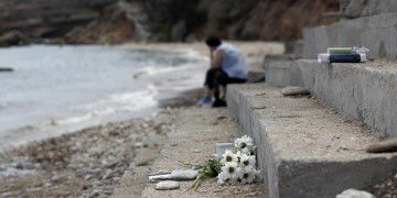 Στους 93 οι νεκροί από τη φωτιά – Πέθανε 78χρονη εγκαυματίας