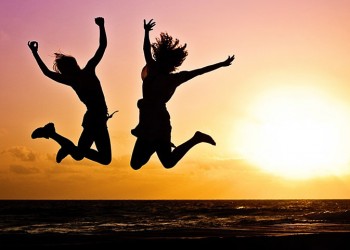 9 συμβουλές για να μην πάρετε κιλά κατά τη διάρκεια των καλοκαιρινών διακοπών