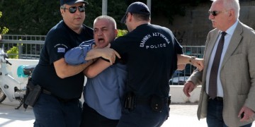 Ένταση και πάλι στη δίκη για τη δολοφονία της Δώρας Ζέμπερη