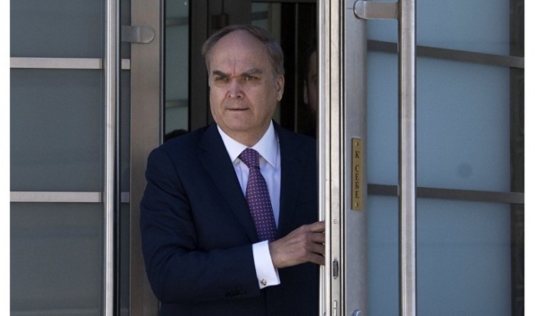 Bloomberg: Ο Πούτιν πρότεινε στον Τραμπ δημοψήφισμα για την Ουκρανία